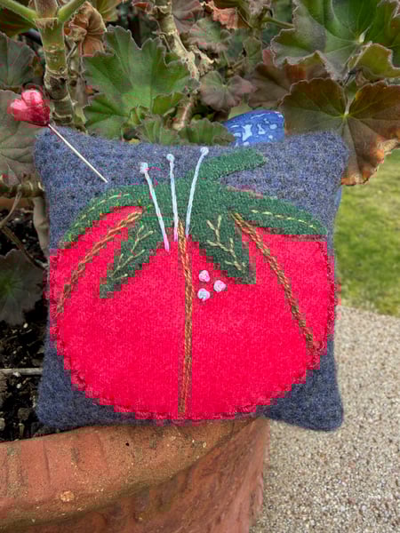 Image of Classic Tomato Pin Cushion Kit with Pattern by Beth Upstill