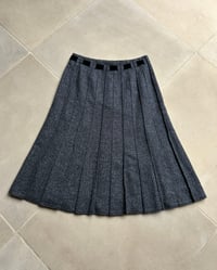 Image 3 of RIBBON PLEAT SKIRT