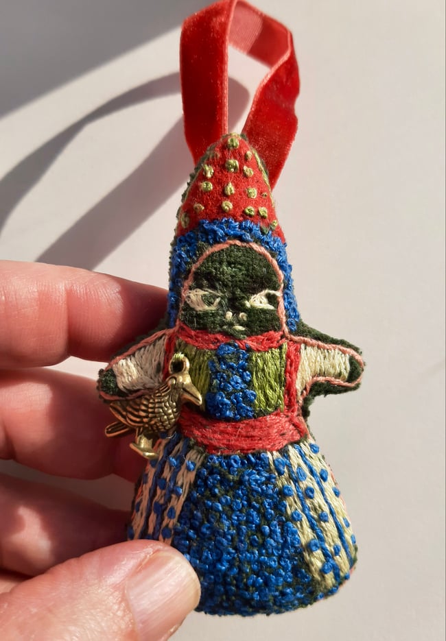 Frog spirit ~ Totem ~ embroidered figurine