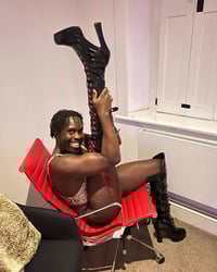 Image 5 of East London Life Drawing: Cut