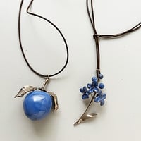 Image 2 of Flower chocker  250€ TTC