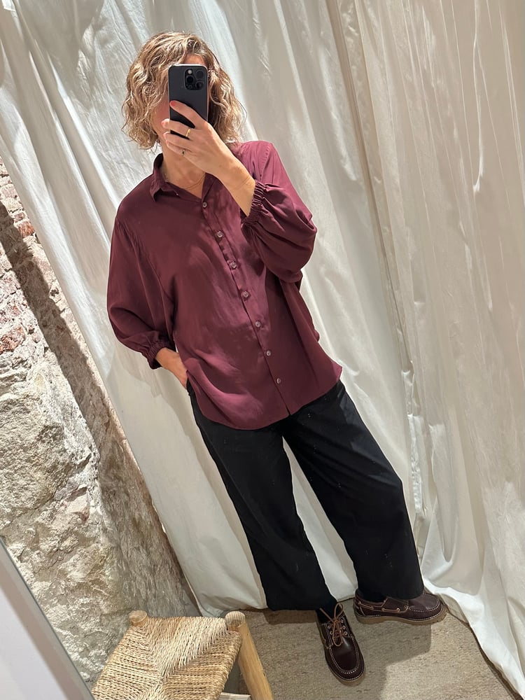 Image of  NINES burgundy shirt IVORI