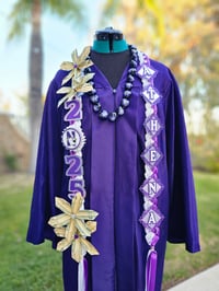 Image 1 of The Deandre Lei