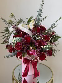 Image 1 of Red blooms floral mix 