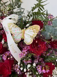 Image 3 of Red blooms floral mix 