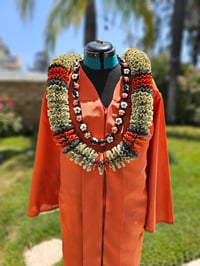 Image 3 of The Signature Money Plumeria Lei