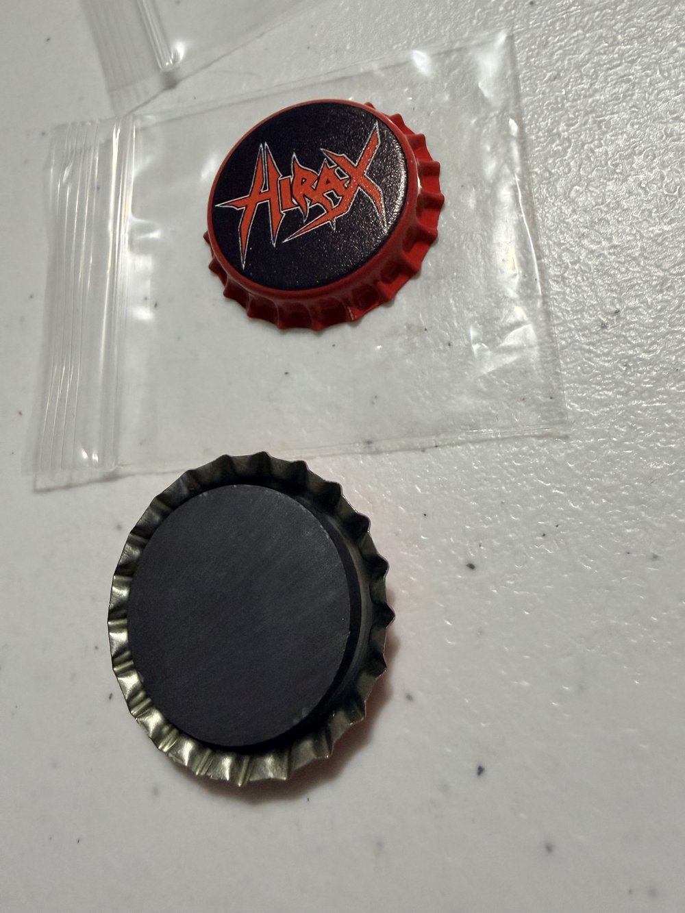 HIRAX magnet - bottlecap