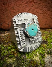 Image 2 of WL&A Heavy Old Style Sterling Silver Royston Heishi Medicine Whirling Log Signet - Size 12