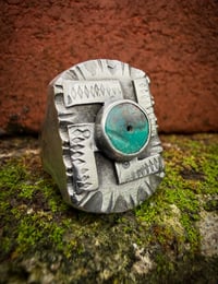 Image 2 of WL&A Heavy Old Style Sterling Silver Royston Heishi Medicine Whirling Log Signet - Size 11