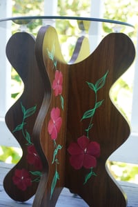 Image 13 of GRACEFUL- table