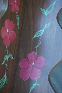 Image 15 of GRACEFUL- table