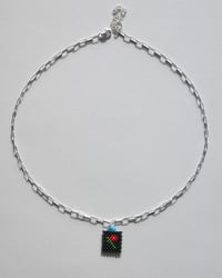 Image 2 of flower bud chain charmer (black)