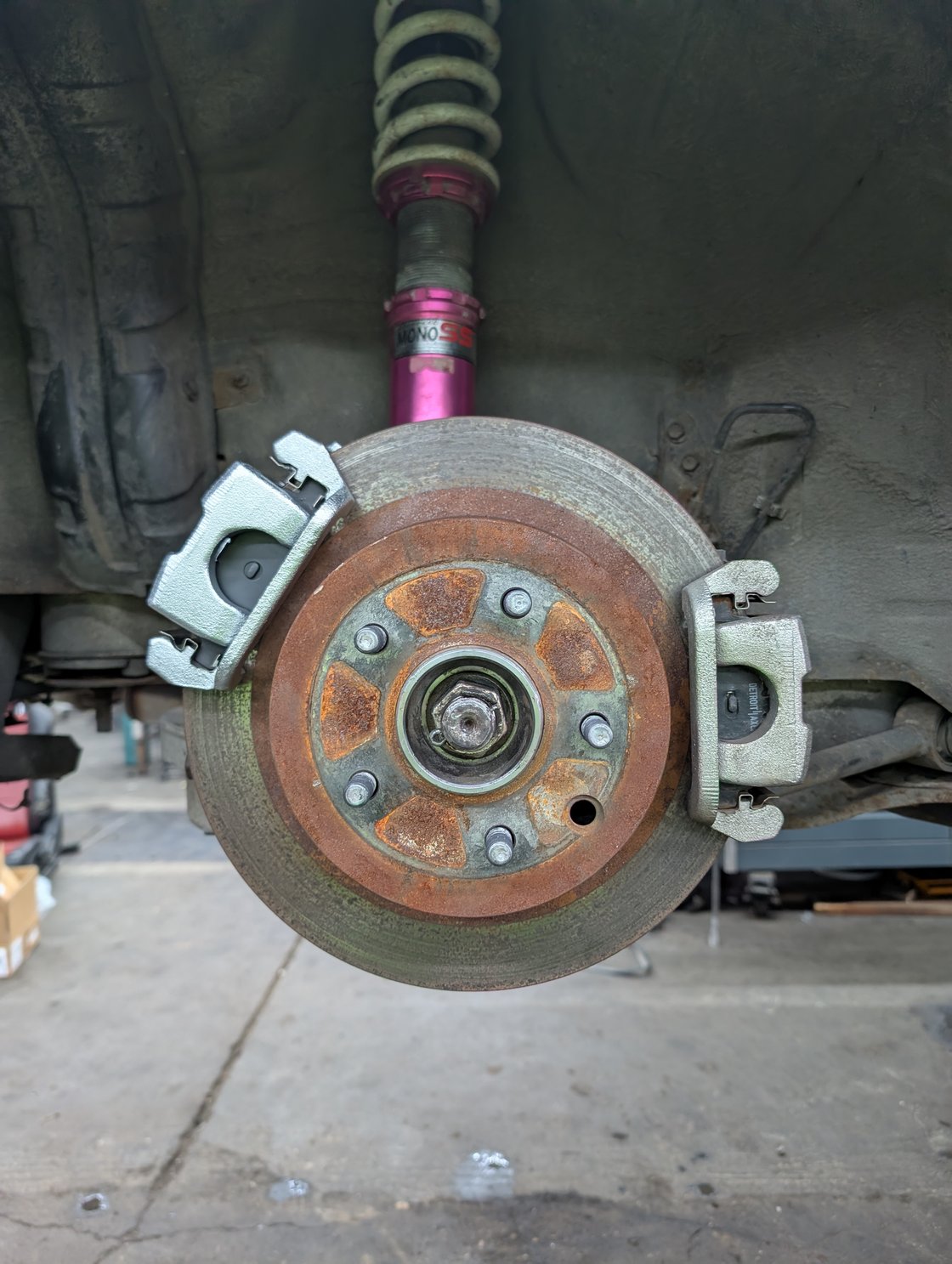 Image of 350z & G35 dual caliper service