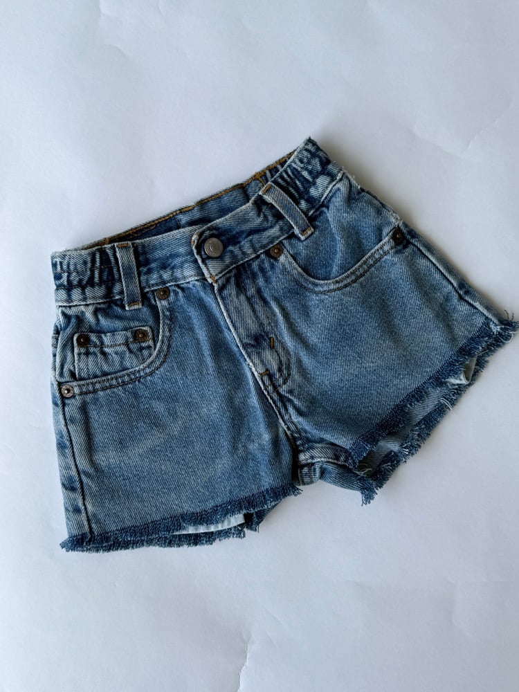Image of Vintage 566 Levi's Cut Off 3T Red Tab