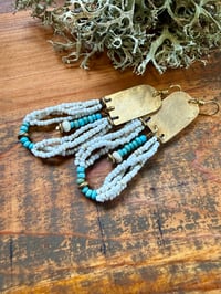 Image 1 of Peaces of Luanda in natural and blue beaded brass  n54