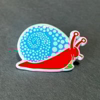 Image 1 of Snail Enamel Pin in White Dyed Plating with Swirling Shell