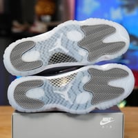 Image 2 of Air Jordan 11 Cool Grey