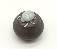 Image 2 of Beetle Trinket Box 2