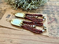 Image 7 of Peaces of Luanda in brownish red II. Beaded brass earrings n2
