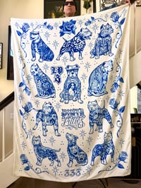 Image 2 of LP3 Pinta Pitties Twin Fleece Cholo Blanket