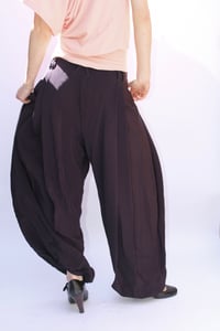 Image 5 of the Draped trousers, Tencil