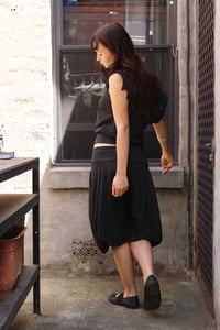 Image 3 of The Draped 3/4 pants