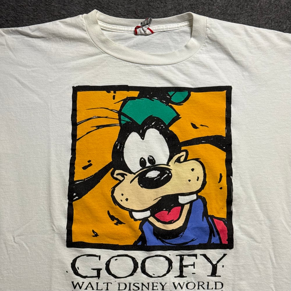 Image of 1990s Goofy Big Face Walt Disney World Graphic Tee (XXL)