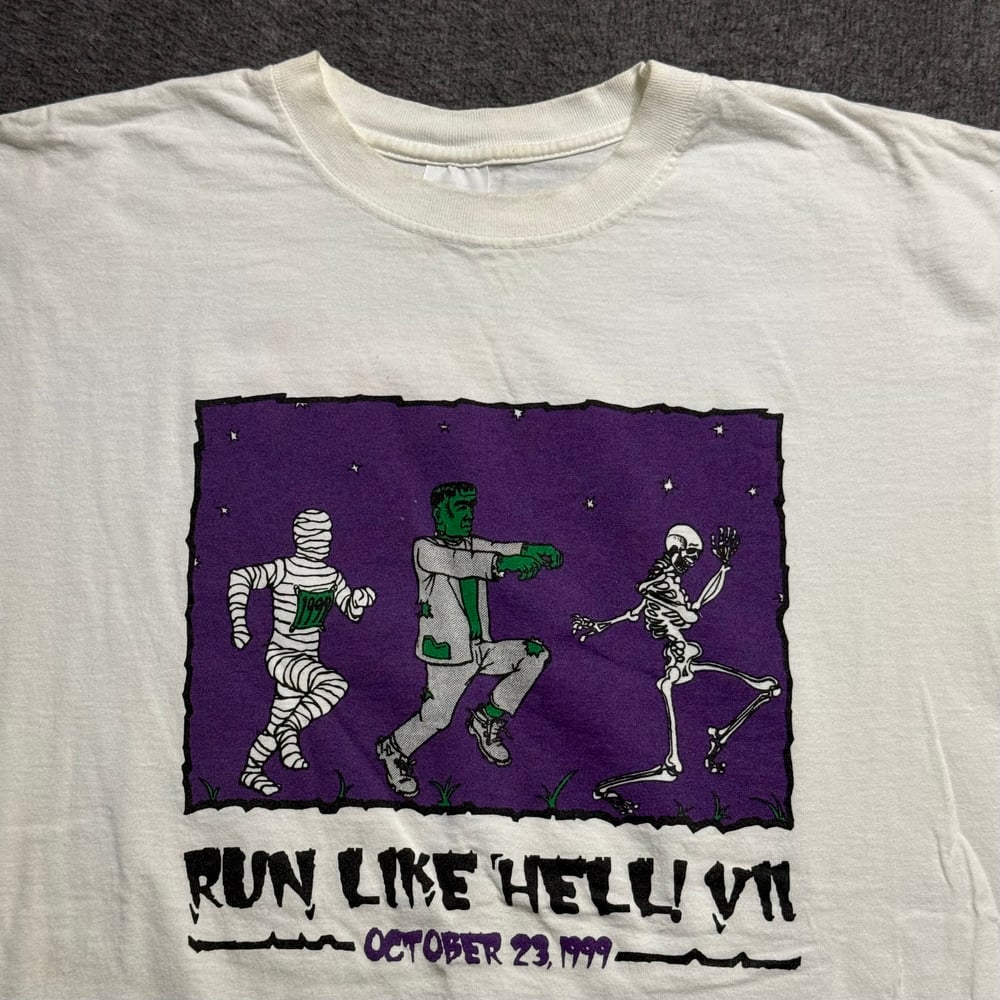 Image of 1990s Run Like Hell Zombie Graphic Tee (XL)