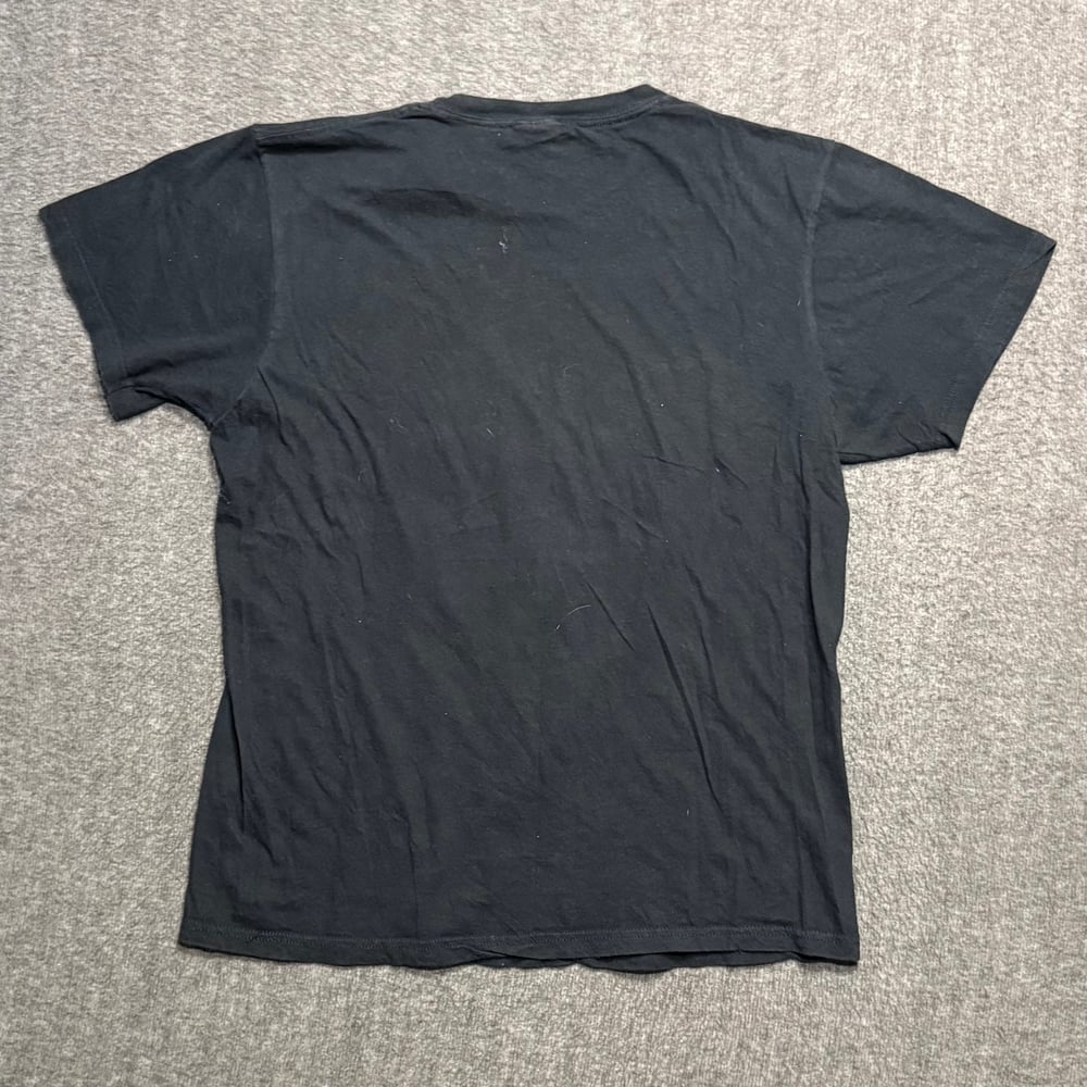 Image of 2000s Portal 2 Video Game Promo Graphic Tee (L)