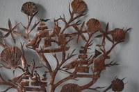 Image 4 of Coral with shells and galleons