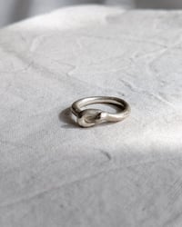 Image 3 of Bague Liée, 2