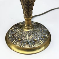 Image 11 of Lampe oeuf d'autruche sur pied en bronze ancien  - Cabinet de curiosités