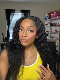 Deep wave closure wig