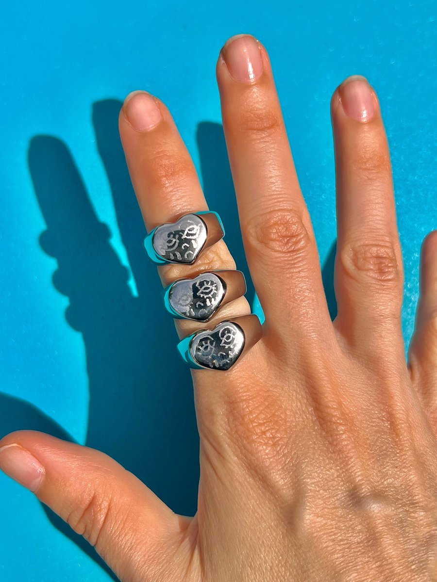 CRYING FACE HAND ENGRAVED HEART SIGNET HUTCH MELBOURNE