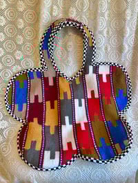 Image 1 of Flower Tote Sewing Pattern