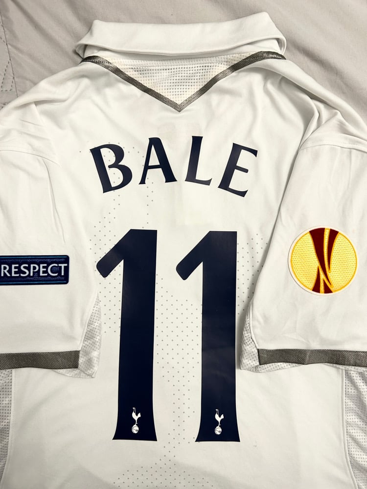 Image of Tottenham Hotspur “BALE 11” 2012/13 Home Cup Shirt + patches  (M) 
