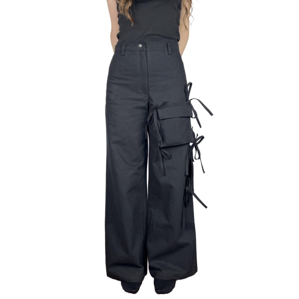 Tie-up pants