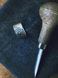 Image 2 of ANELL ROSES