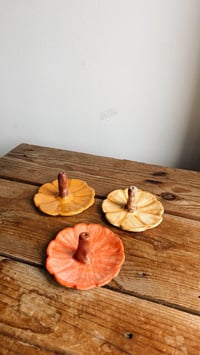 Image 5 of Incensario/Joyero con forma de Calabaza