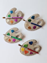 Image 2 of Paint Palette Brooch