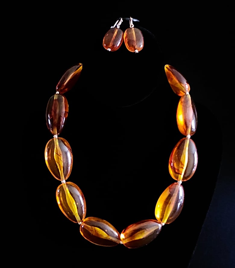 Image of Amber Marbleized Necklace Set 