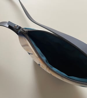 Image of Stitchwort flower, crossbody velvet bag