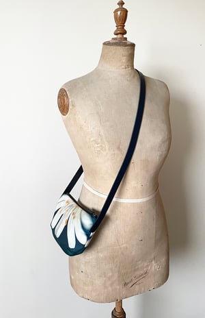 Image of Stitchwort flower, crossbody velvet bag