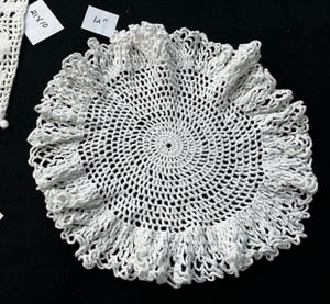Image of Lot of 4 Vintage White Cotton Doilies