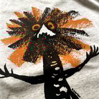 Image 2 of 'Cheap frill' - Adult t-shirt, oatmeal