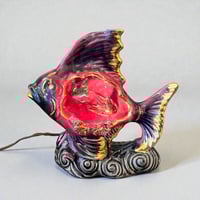 Image 1 of Lampe poisson vintage en céramique irisée de Vallauris - Veilleuse Années 60 bord de mer