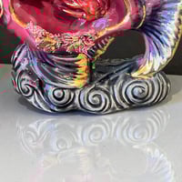 Image 9 of Lampe poisson vintage en céramique irisée de Vallauris - Veilleuse Années 60 bord de mer