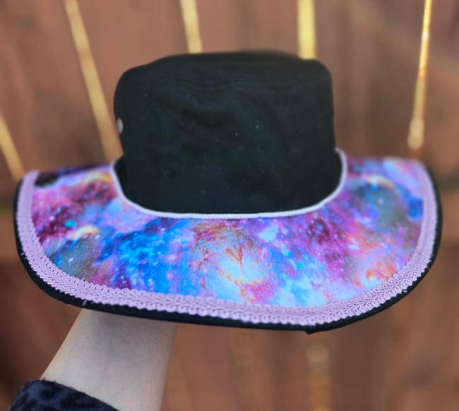 Griz Show Love Spread Love Boonie hat 