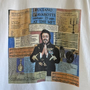 Image of 'Luciano Pavarotti Celebrates 25 Years at the Met' T-Shirt