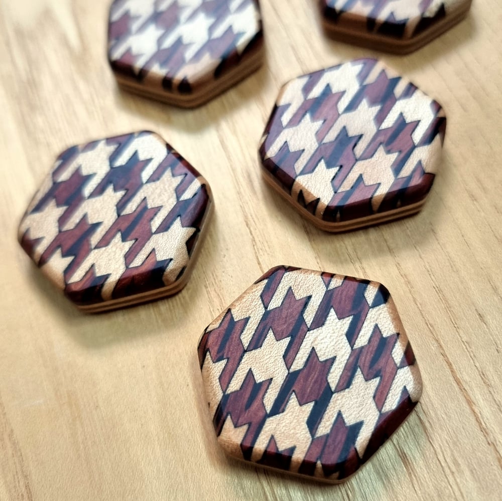 Image of Limited - Houndstooth Magnet 